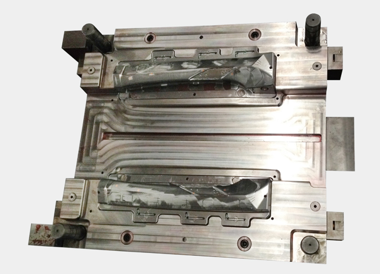 Auto Bumper Mould